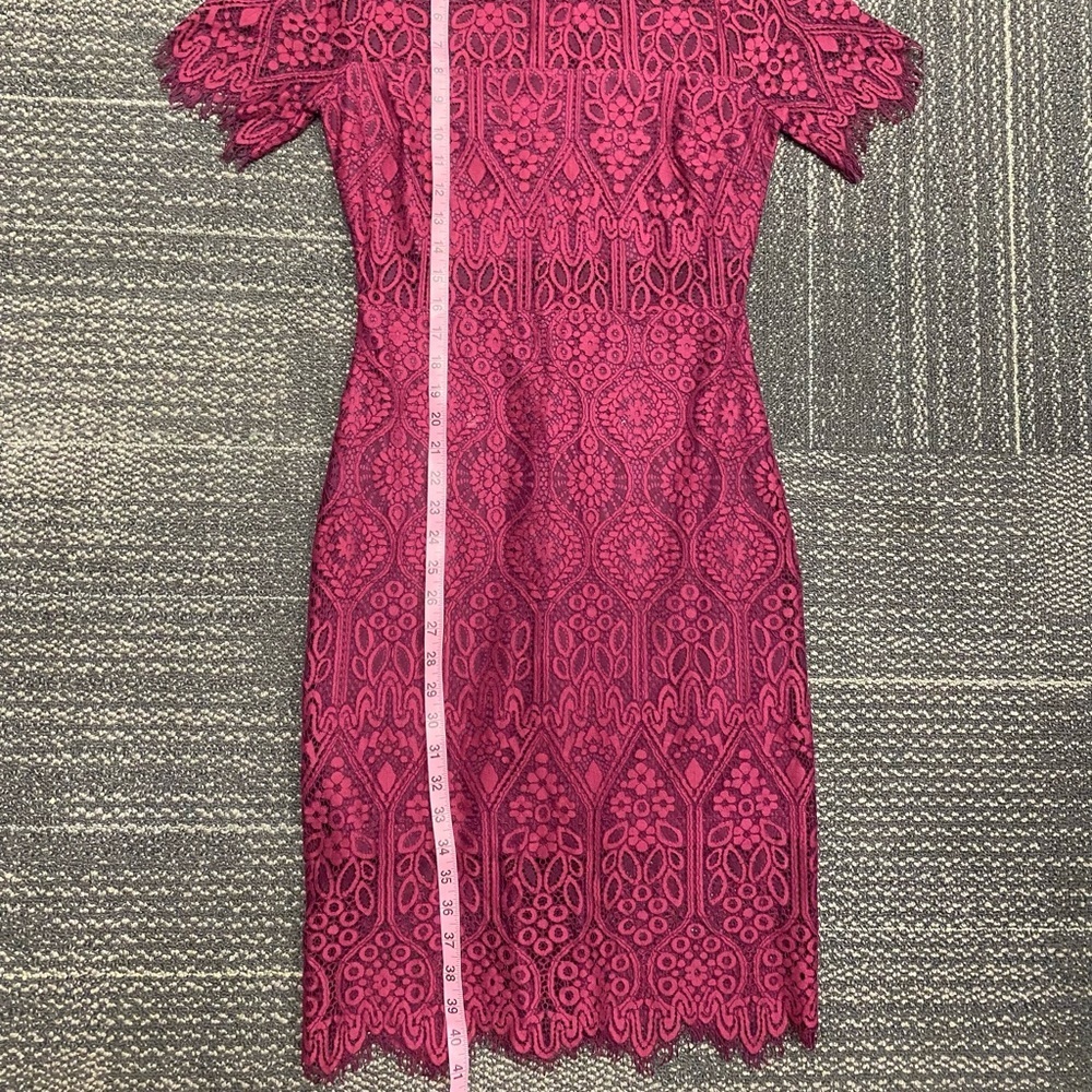 Lulu’s Remarkable Burgundy Lace Dress Size Medium - Picture 14 of 15